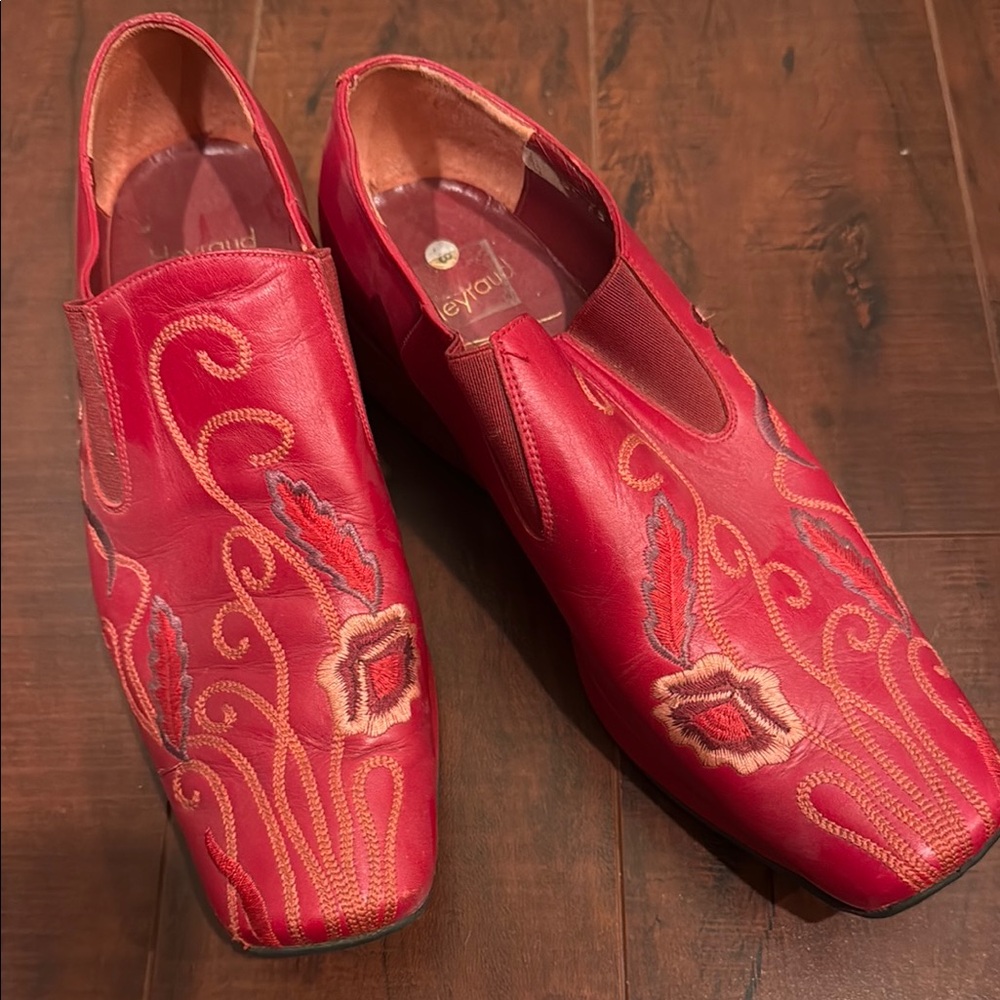 Red Wedge Shoes with Intricate Embroidery